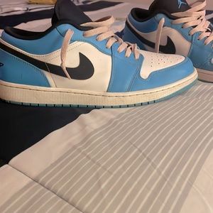 Jordan 1 low unc size 12.5